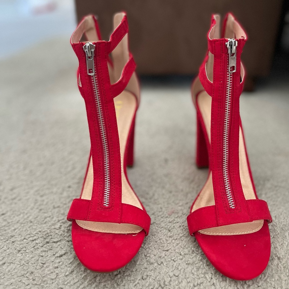 Brand new Red heels